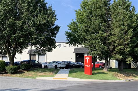 tesla body shop rockville md.